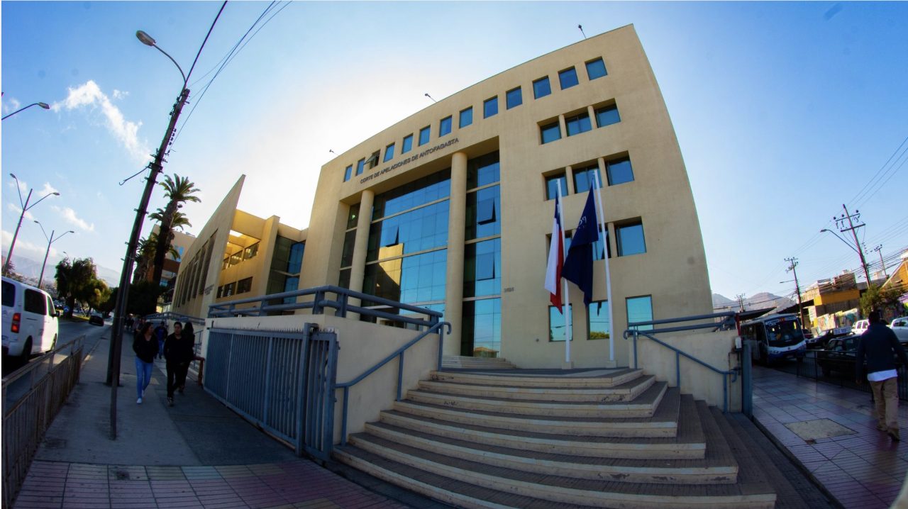 Corte de Apelaciones sustituye prisión preventiva por arresto domiciliario total tras acoger recurso de la defensa